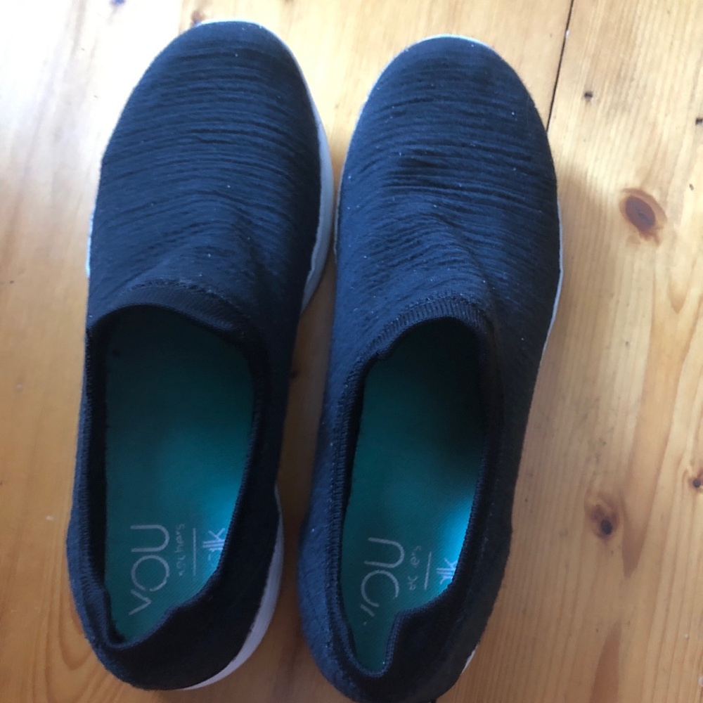 Skechers shoes